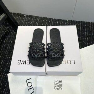 New Loewe Women Black leather sandals